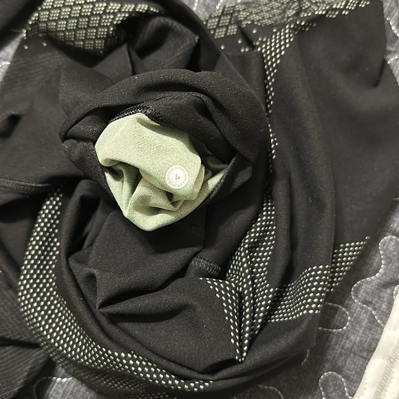 Lululemon Mapped Out Hi-rise Tight - Picture 6 of 6